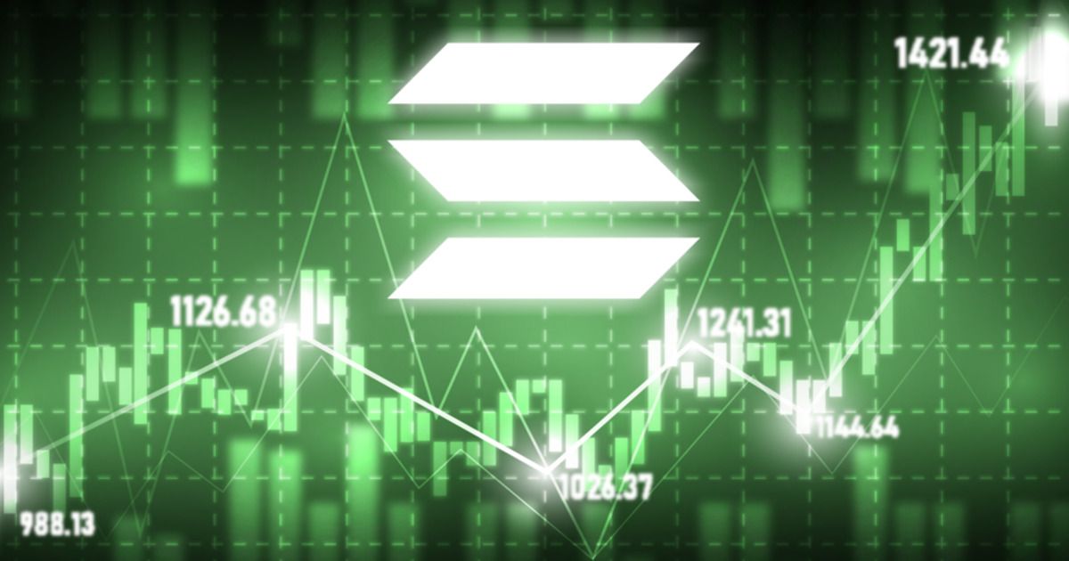 Solana Sets Up for a Breakout, but May Risk Still Hangs Over SOL