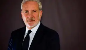 Peter Schiff Calls Strategy a Ponzi: His Argument Has One Blind Spot