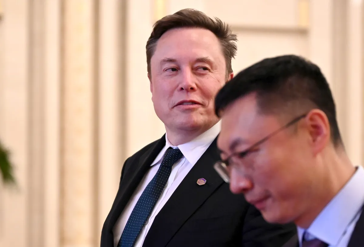 传特斯拉拟剥离中国业务为与SpaceX整合铺路