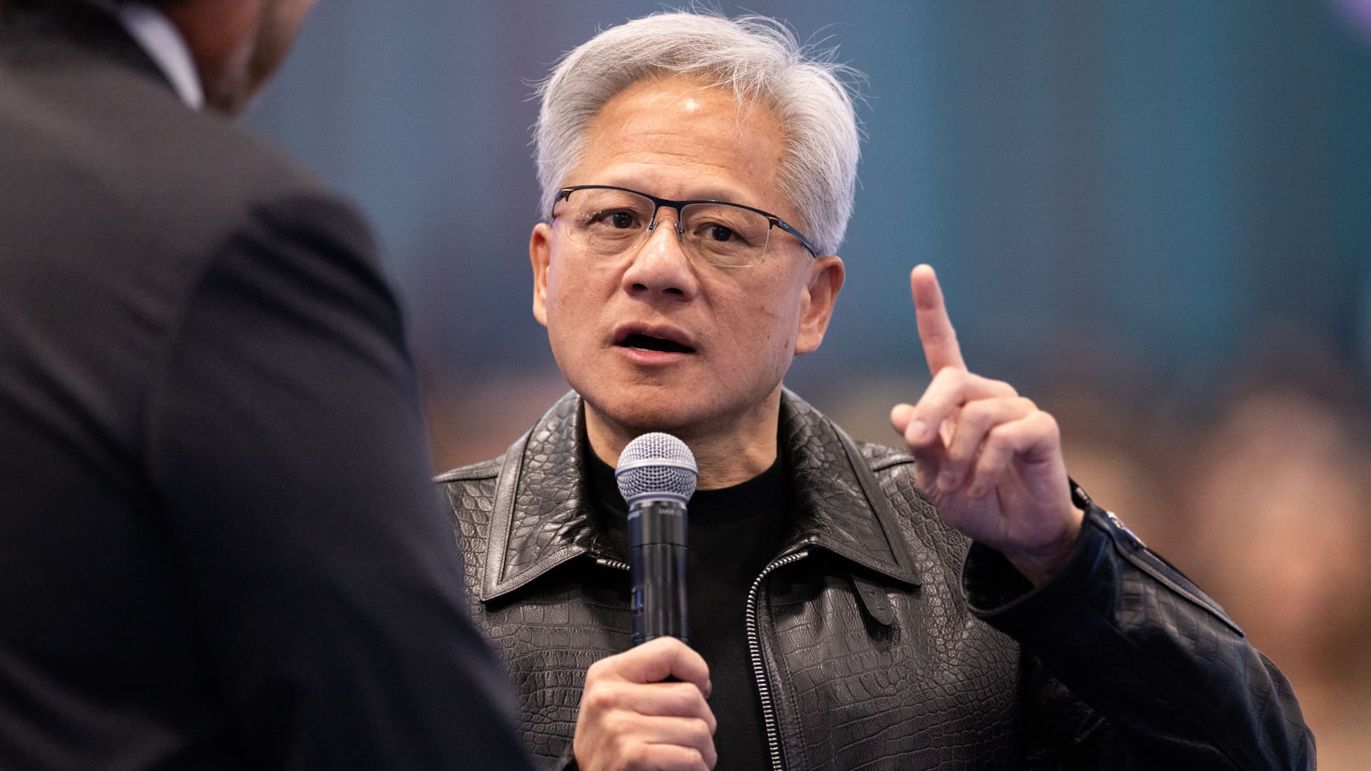 英伟达发布软件平台 以防AI代理失控