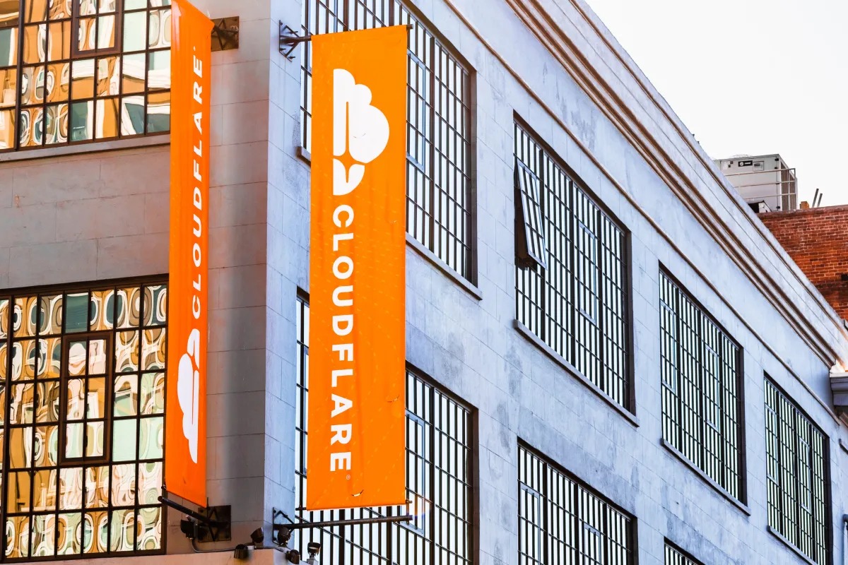 Cloudflare 收购 Deno 以改进 Workers 编程模型