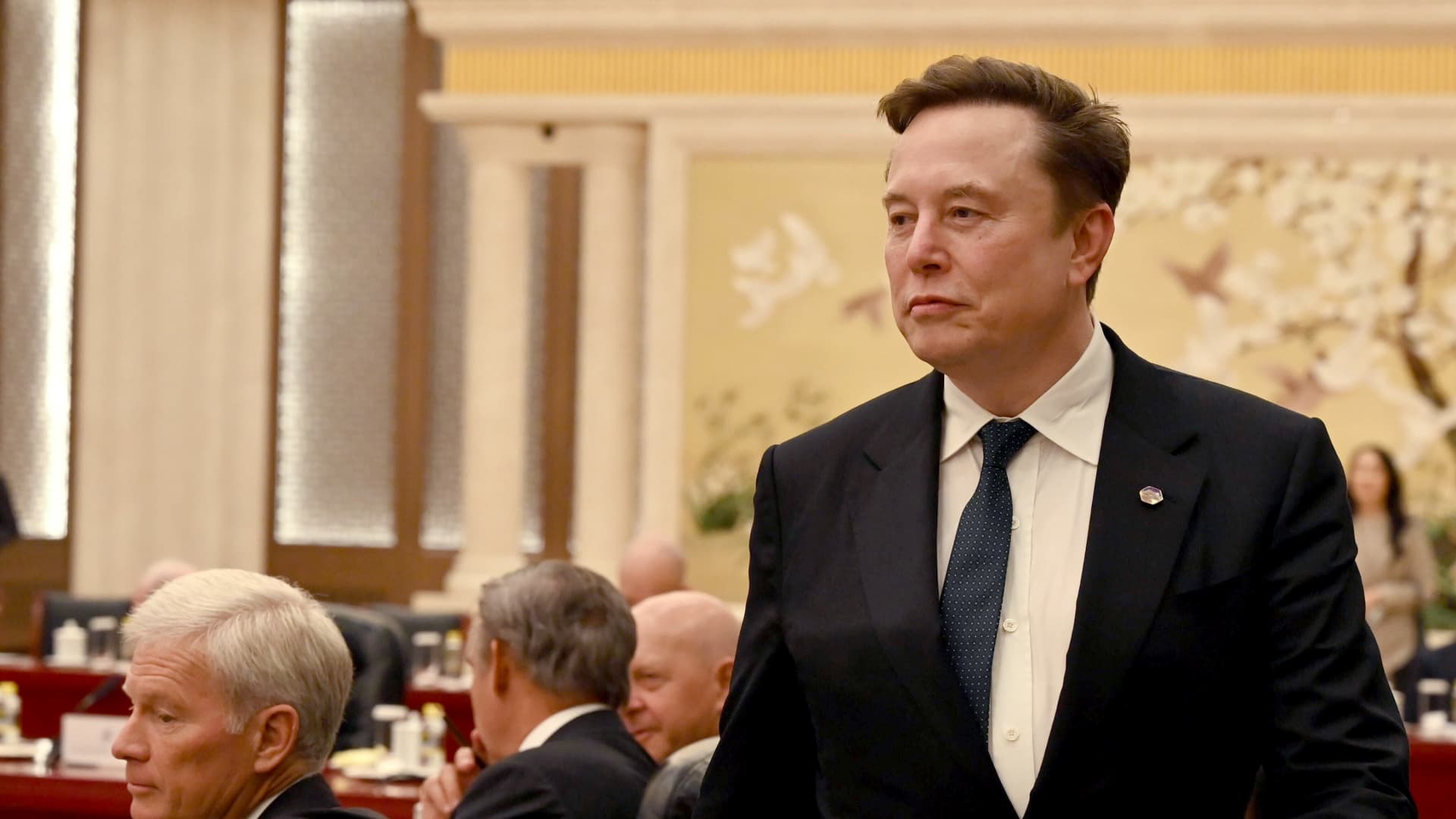 马斯克称SpaceX与特斯拉合并是个好主意 特斯拉财报即将公布