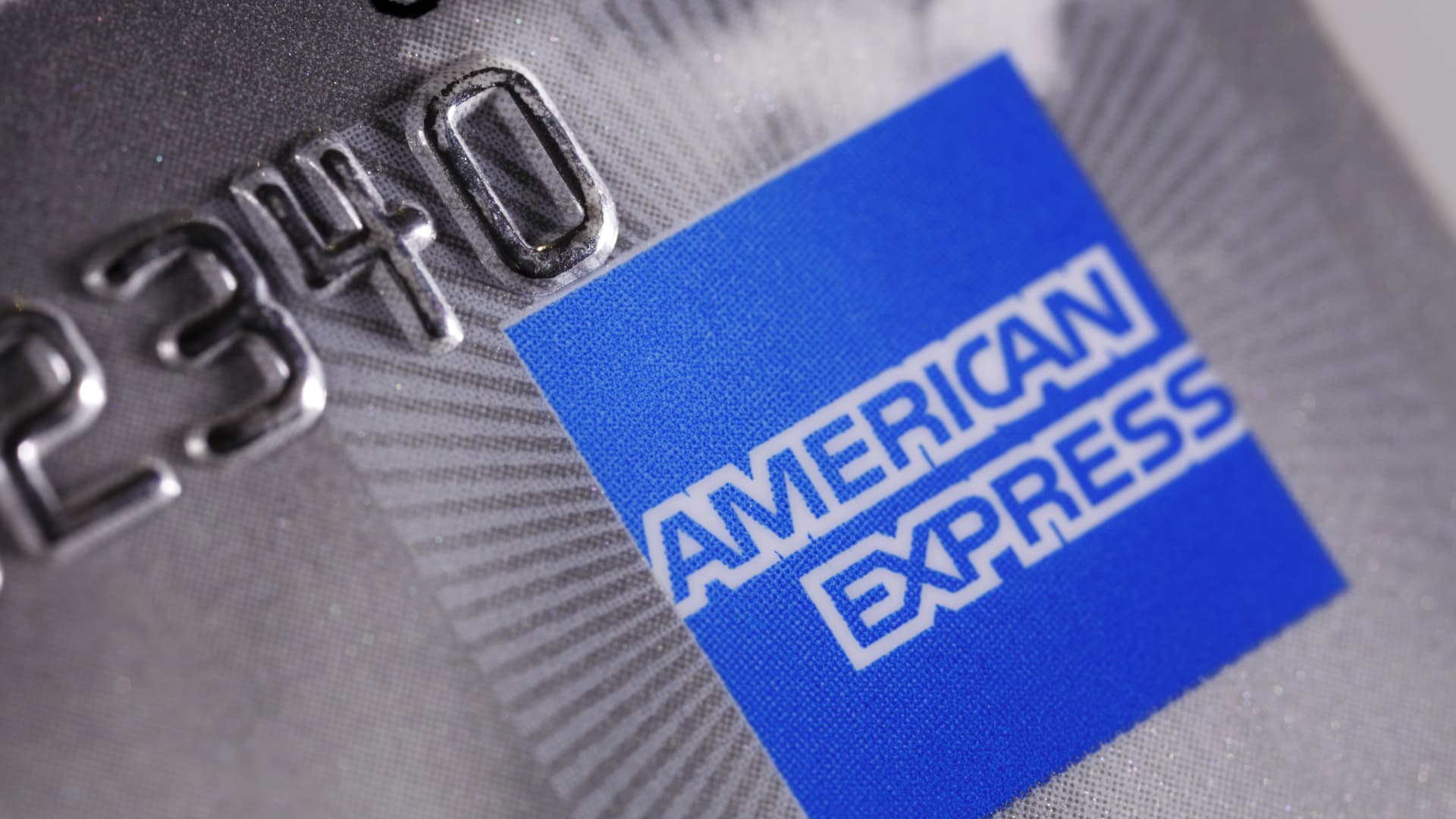 美国运通将Airbnb预订和奖励引入Amex Travel平台