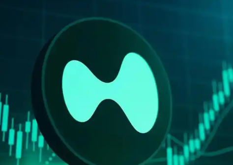 $HYPE暴涨13%背后：Hyperliquid巨鲸吸筹曝光，永久合约资金费率套利窗口即将关闭？
