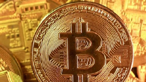 比特币腰斩超50%：12.6万跌至6.3万，熊市开始还是黄金坑再现？